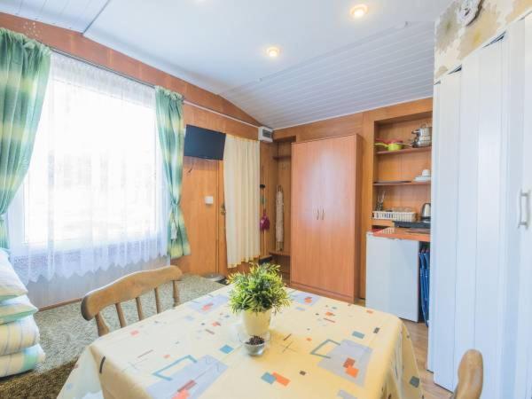 Hotel Zacisze,Klonowa 17 Dźwirzyno Exteriér fotografie